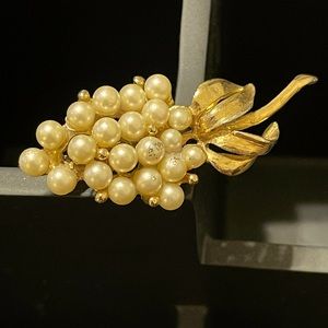 🔅🔆Vintage Brooches🌀🌀